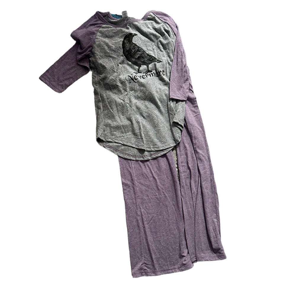 NWT Nevermore Raven pajamas size medium